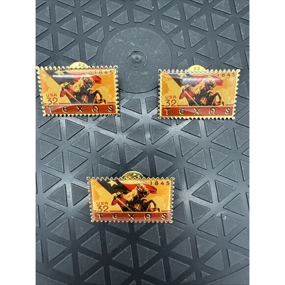 Lot If Three Vintage Texas Postage Stamp 1845 Lapel Pin - Picture 2 of 3